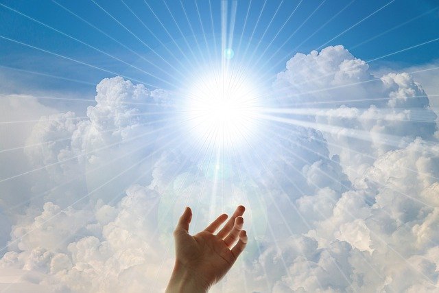 10 Small Things to Manifest for Beginners (start right away)